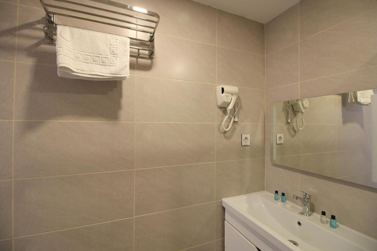 Baku Exotica Hotel エクステリア 写真