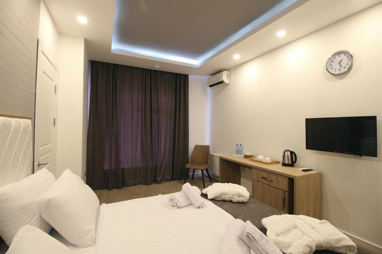 Baku Exotica Hotel エクステリア 写真
